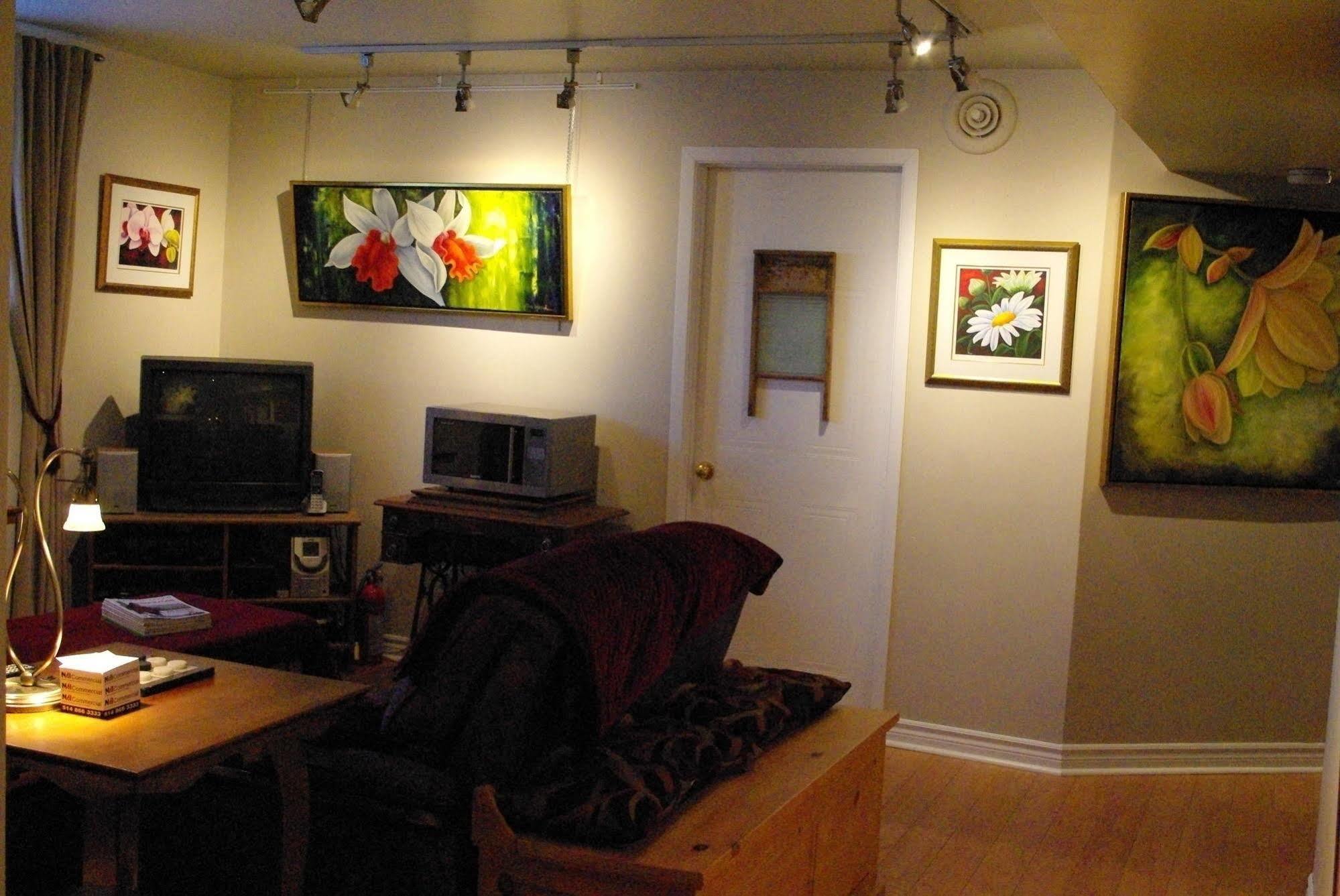 Atelier Galerie Anne Drouin Peinture & Pension Sainte-Julie Esterno foto